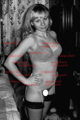 PHOTO - 2/2 - BEAUTIFUL HOUSEWIFE IN LINGERIE - #118
