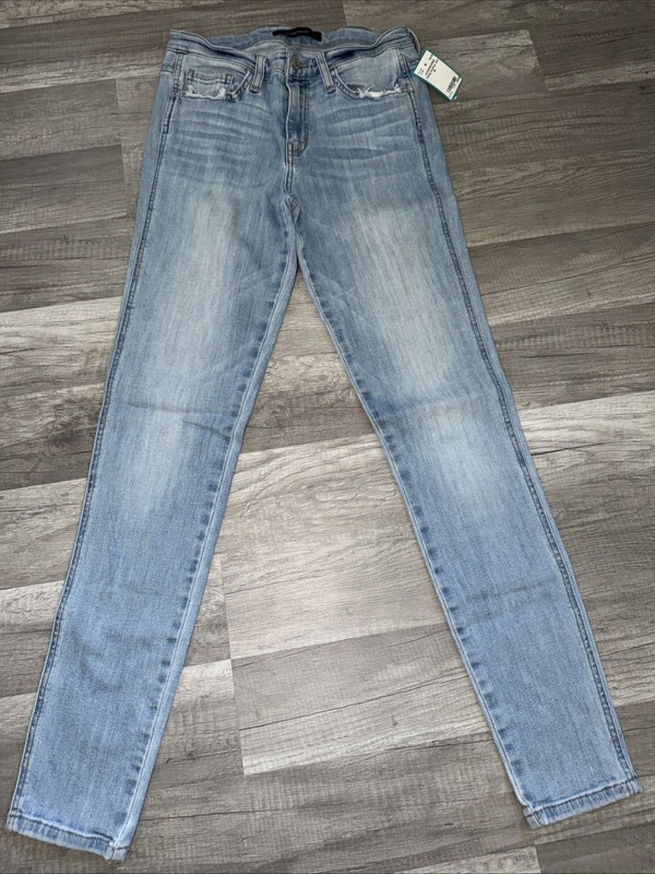 Flying Monkey Sz 26 