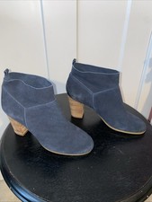 Crown Vintage Rita suede ankle boots Size 8M