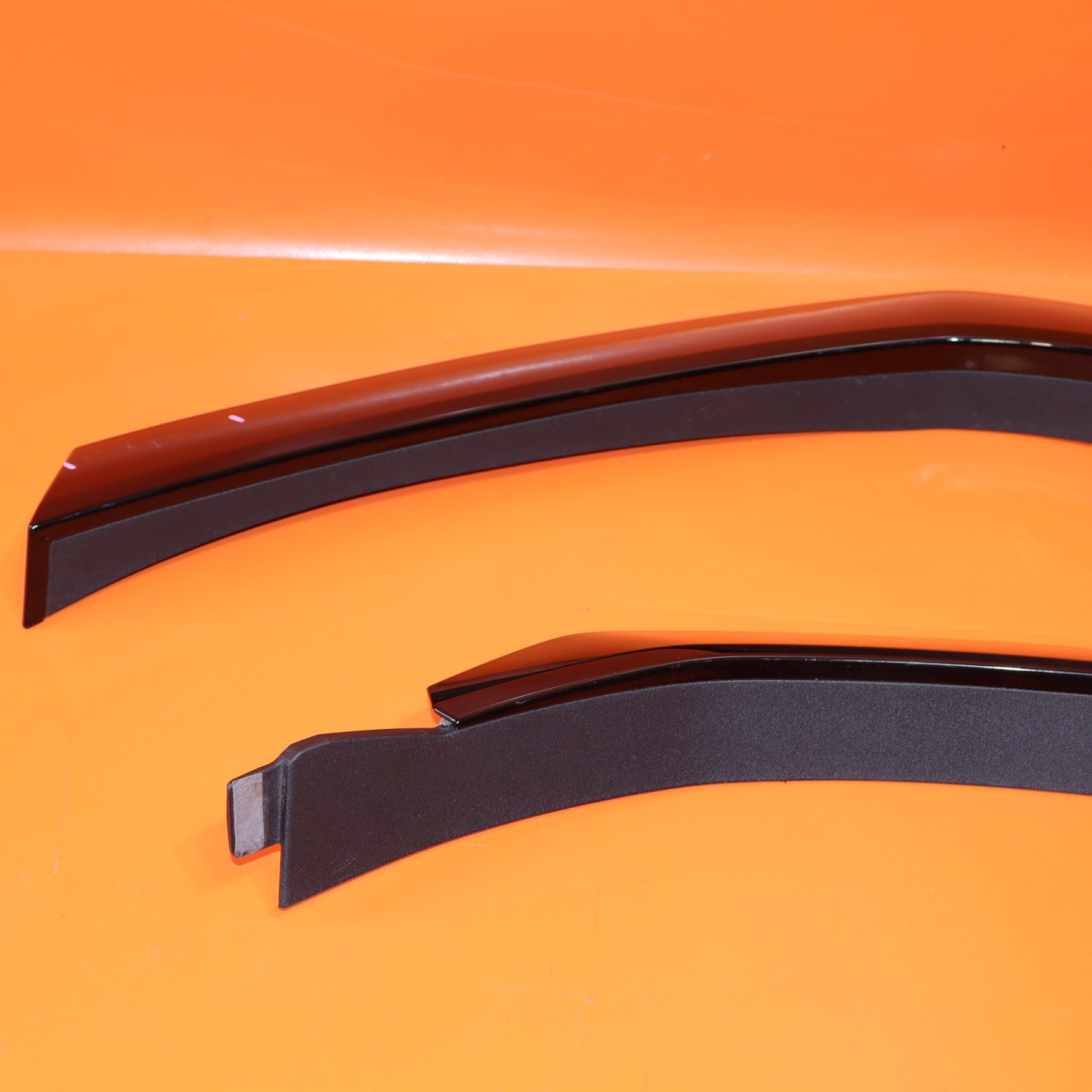 LAMBORGHINI URUS WHEEL ARCH COVER LEFT REAR 2019 2020 2021 2022 2023 4ML853817K