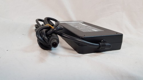 CalDigit ts4 Thunderbolt 4 USB-C Dock with PSU, Cable - Photo 19/22