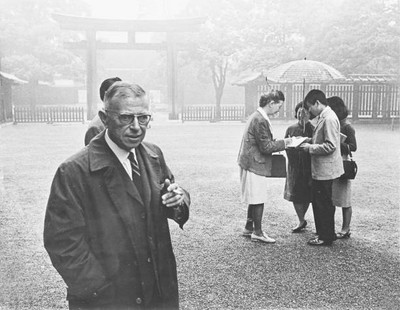 Philosopher Jean Paul Sartre and writer Simone de Beauvoir visit M- Old Photo 3