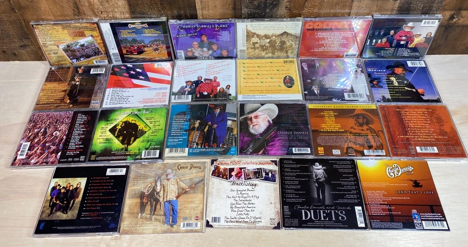 Huge Lot of 23 Charlie Daniels Band CDs - all pictured - VG to Excellent discs Foto 2 de 4