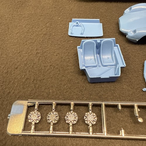 Monogram Cooper-Ford Model 1/32 Scale PC100 Original 1964 Unpainted - Picture 4 of 17