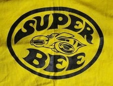 Vintage SUPER BEE Screen Stars Best Adult Large Yellow T-Shirt Tee MADE IN USA!