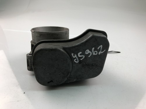 Y5962 CHEVROLET Throttle Body 27702B5070 - Picture 2 of 4