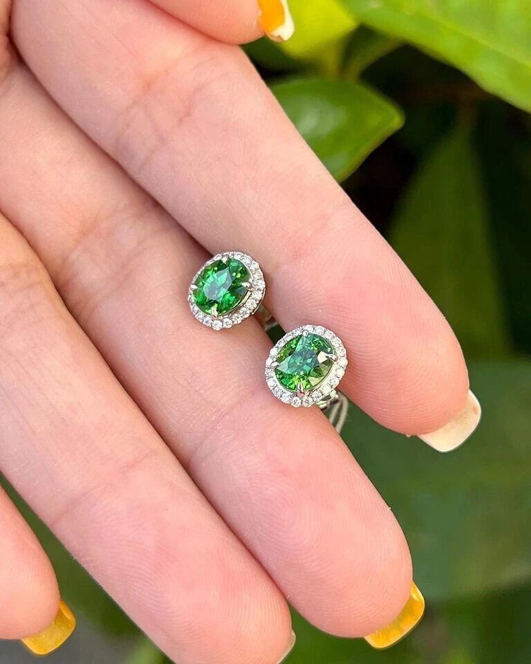 2.40Ct Oval Natural Green Garnet (Tsavorite) Diamond Earring Stud 14K White Gold - Image 3 of 4