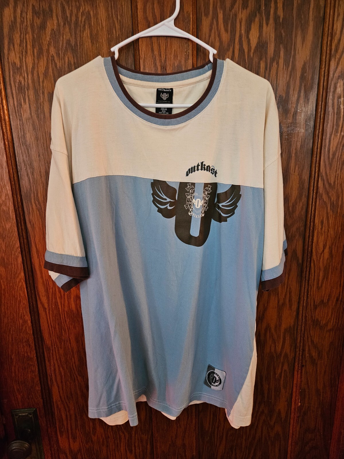 Picture 1 of 6