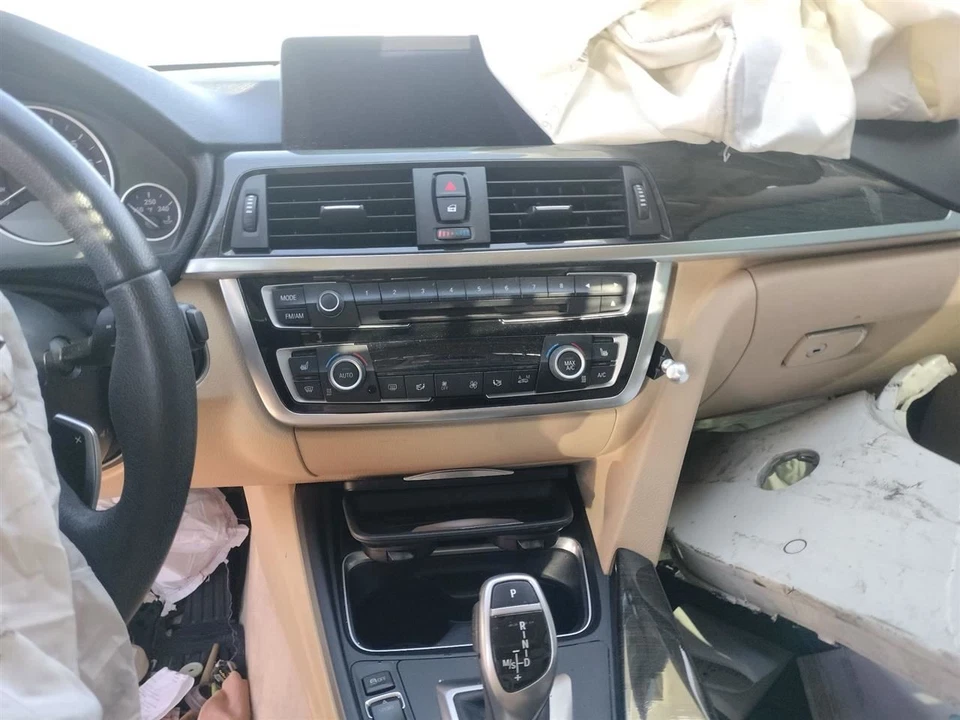 PEDAL, BRAKE/CLUTCH 35 40 6 889 818 2014 BMW 428I BMW Foto 4 de 4