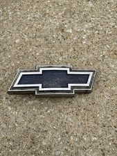 Vintage 1970 71 72 Chevrolet Chevy Truck Bow Tie Oem Emblem Grille Badge 3990740