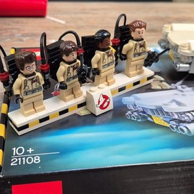 LEGO Ideas Ghostbusters Ecto-1 (21108) 508pcs Set  Complete
