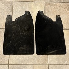 1984-1988 Toyota Pickup 4x4 4wd Front Mud Flaps Set R L Oem Japan Used 1984-1988 Toyota Pickup 4x4 4wd Front Mud Flaps Set R L Oem Japan Used