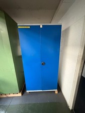 Full Height Steel Cabinet with Linbins