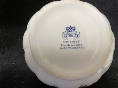 Hermoso plato de baratija/dulces cubierto de porcelana de hueso inglés Aynsley - Imagen 4 de 4