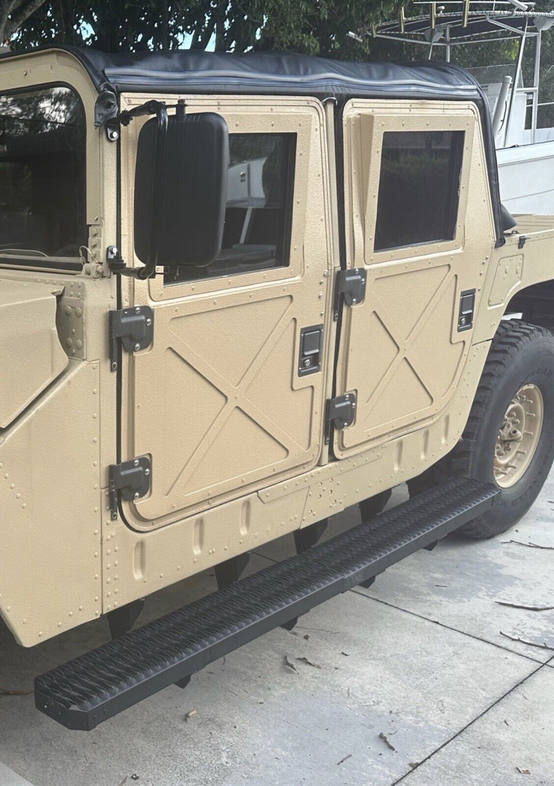 Picture 2 of 11