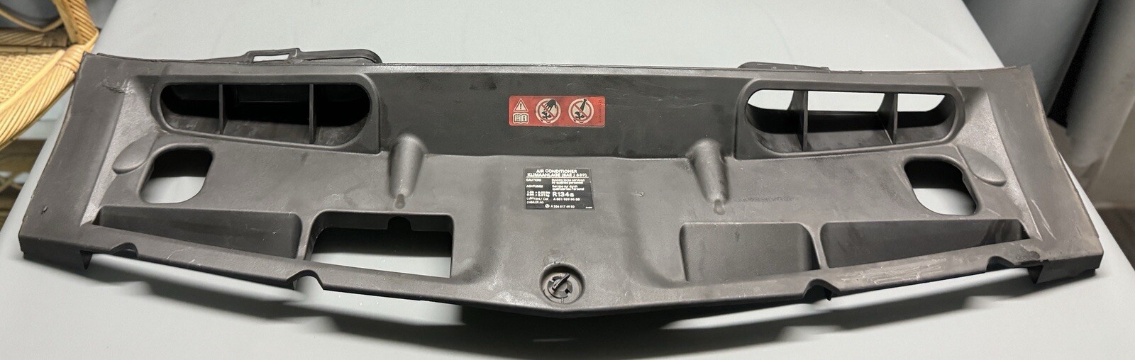 Genuine MERCEDES C Class W204 Radiator Top Fan Shroud Cowling