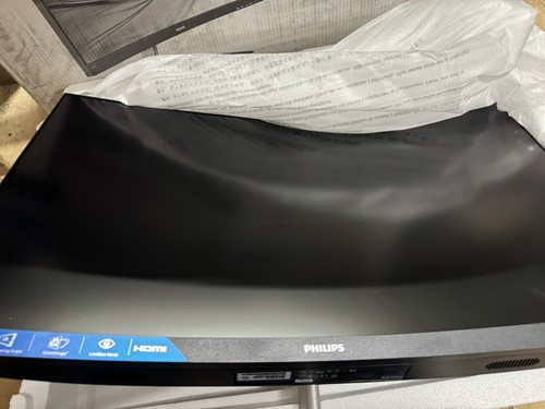 Philips E-Line 322E1C 32" LED Curved FHD FreeSync Monitor - Picture 4 of 14