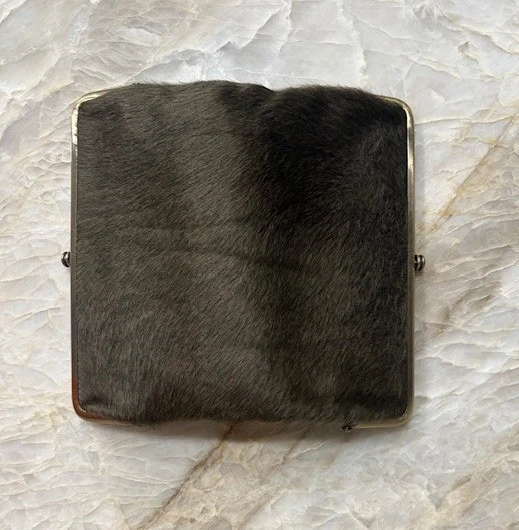 Cartera sin asas Hobo Lauren de cuero y pelo de becerro con bolsa para el polvo marrón rara difícil de encontrar usada en excelente estado Foto 3 de 4