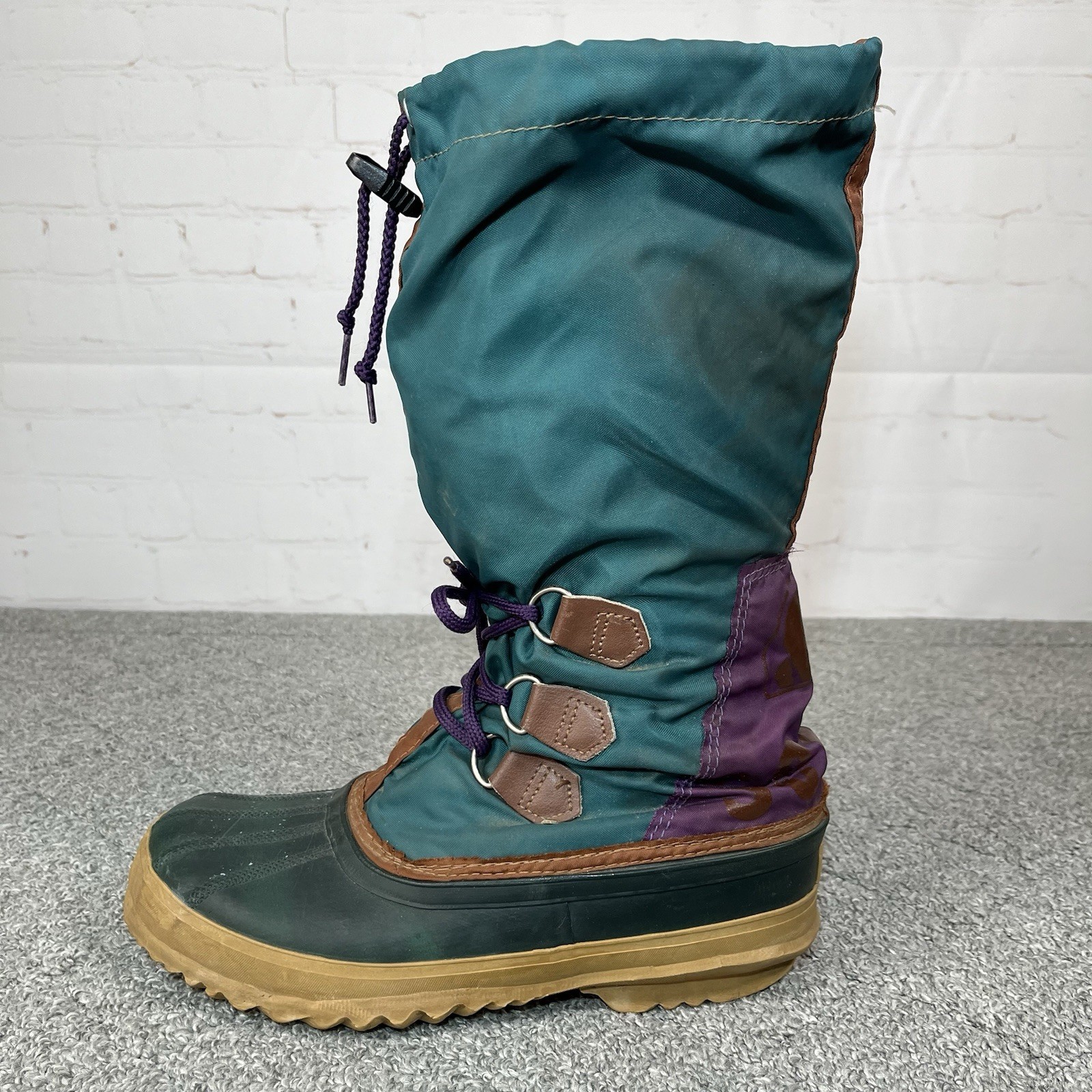 Vintage Sorel Freestyle Tall Snow Winter Boots Womens Size 8 Green Lined