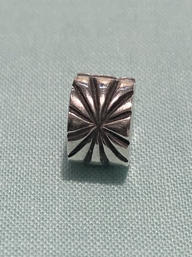 PANDORA Moments Retired Sunburst Clip Charm S925 ALE #790210