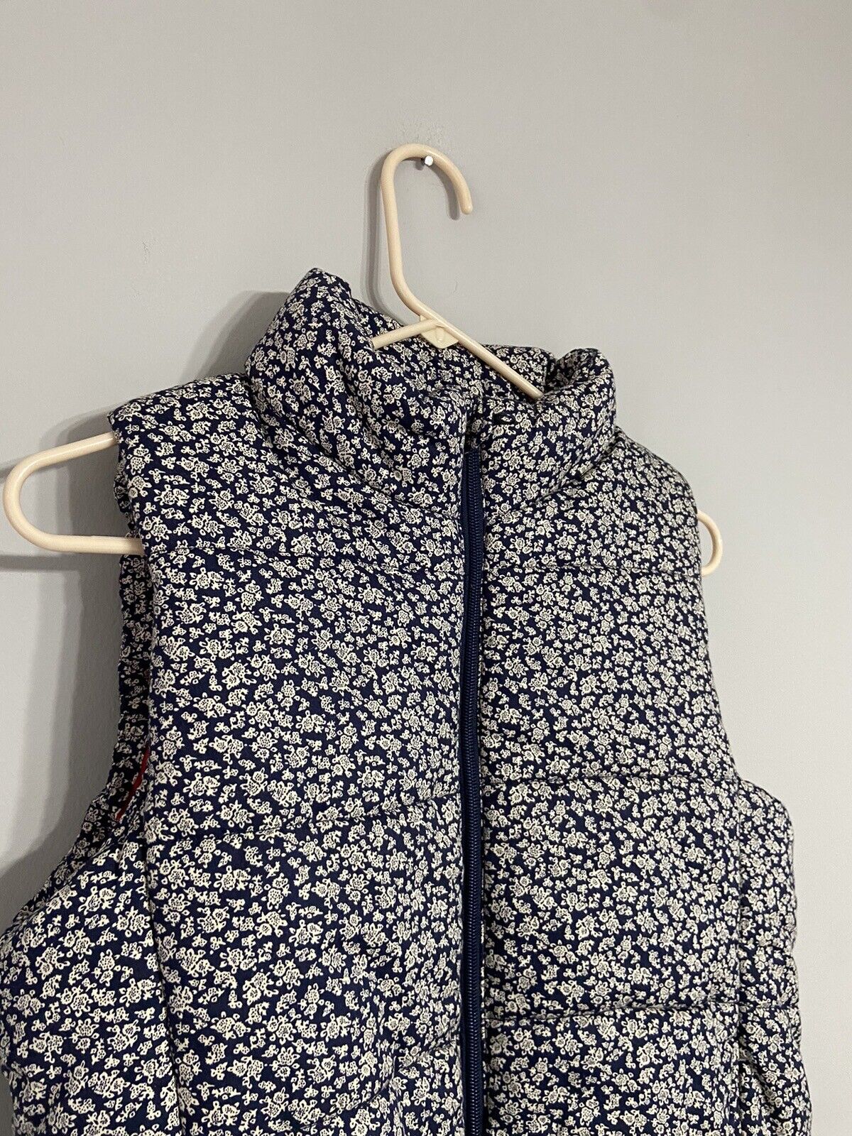 Princess Vera Wang Blue Patterned Sleeveless Puff… - image 3