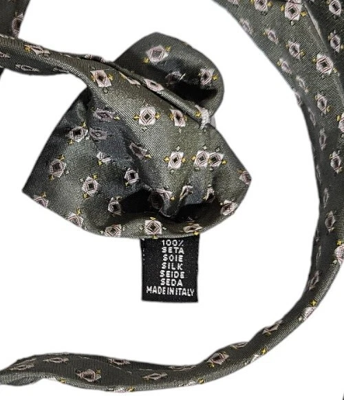 GIANFRANCO FERRE 男式 100% 真丝领带豪华领带绿色几何图案 W:2.7 英寸二手状况完好 — 第 3/4 张图片