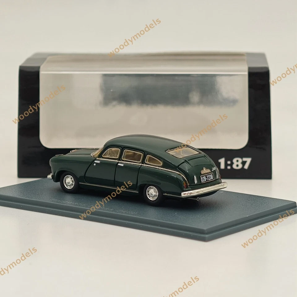 NEO SCALE MODELS 1/87 Borgward Hansa 2400 Green Resin Car Limited Collection - Image 3 of 4
