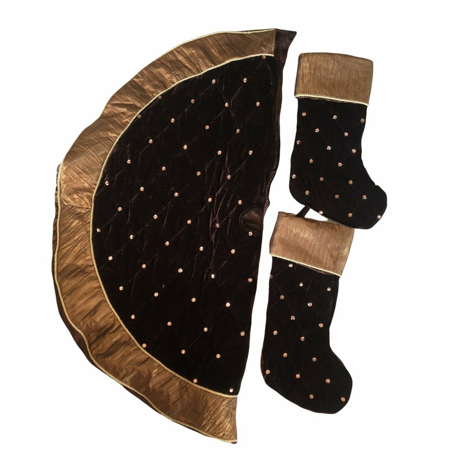 Belk Home Accents Wishes & Wonder Tree Skirt & Stockings Set Dark Brown