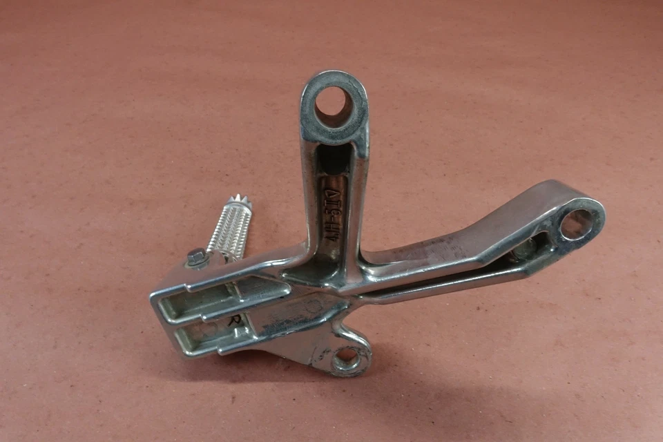 1997-2007 YAMAHA YZF600R YZF 600 pés peg traseiro direito - Imagem 3 de 4