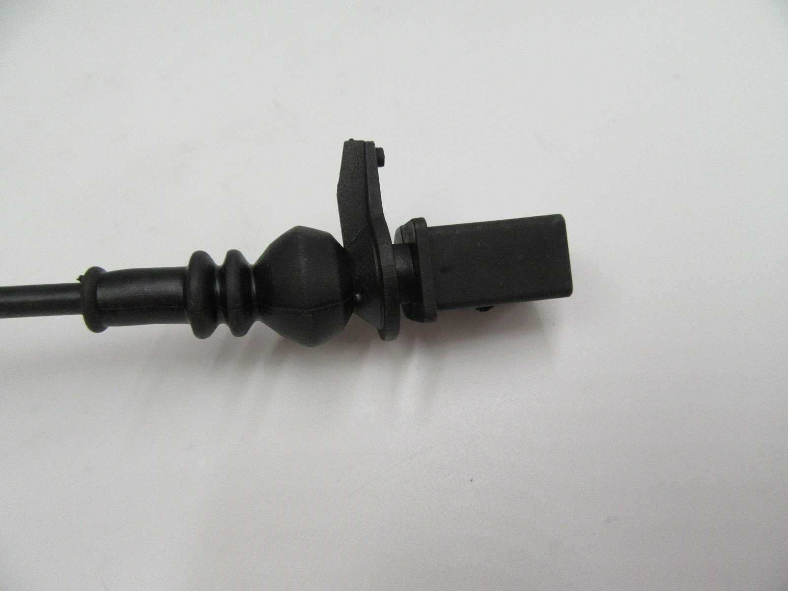 Bentley Bentayga rear brake pads wear sensors 2pcs 584