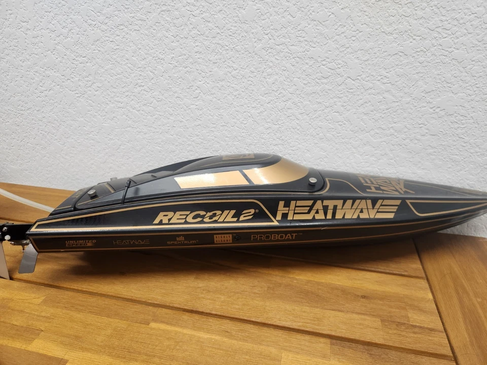 Barco profesional HEATWAVE retroceso 2 V2 26" autoderezamiento barco sin escobillas  Foto 2 de 4