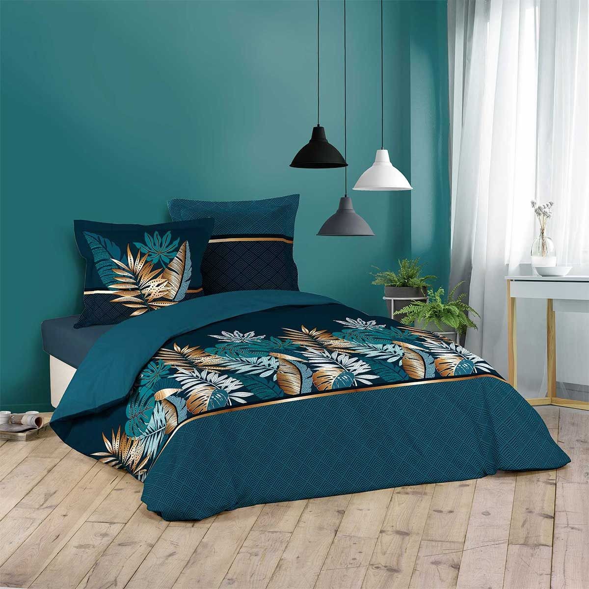 Parure de lit Alianor bleu 240x220 en tissage serré haut de gamme