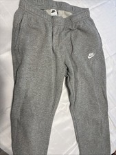 Nike Sportswear Club Fleece Joggers in gray Size Large