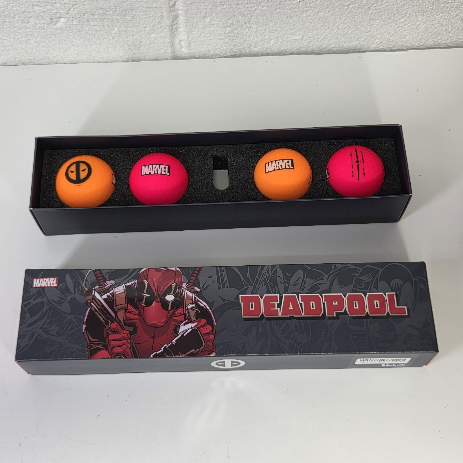 Set  Deadpool