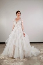 Elegant Lace Wedding Dress