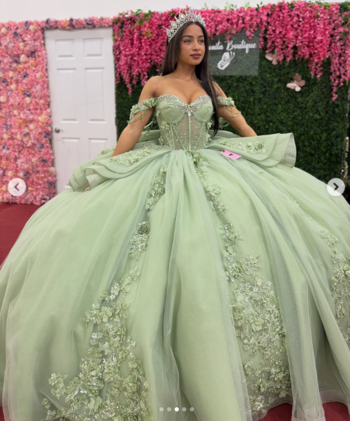 green wedding guest dress fall Floral Velvet Pleated V-Neck Wedding Guest Dress with Pockets main image 1