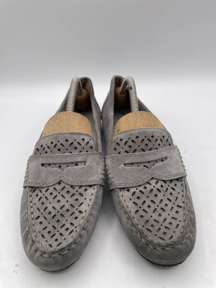 Sapatilhas femininas Cynthia Rowley Stream balançadas tamanho 8 cinza recortadas biqueira baixa redonda - Imagem 2 de 4