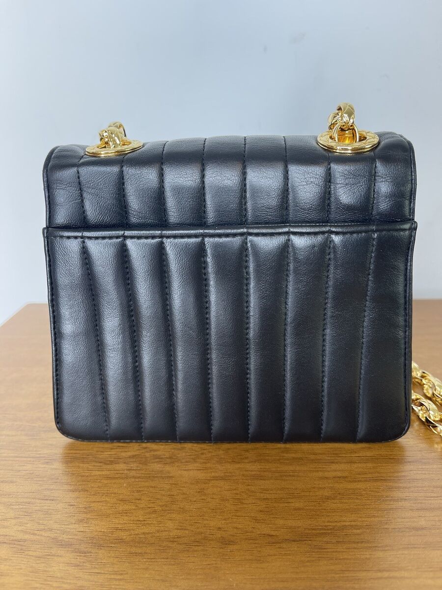 Auth CHANEL CLASSIC 24K BIJOUX CHAIN VINTAGE CROSSBODY MINI Auth CHANEL CLASSIC 24K BIJOUX CHAIN VINTAGE CROSSBODY MINI