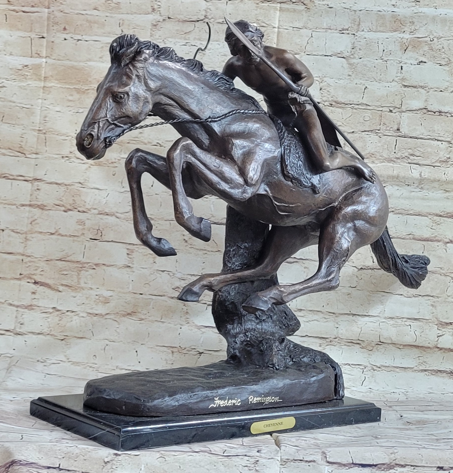 騎馬ブロンズ像