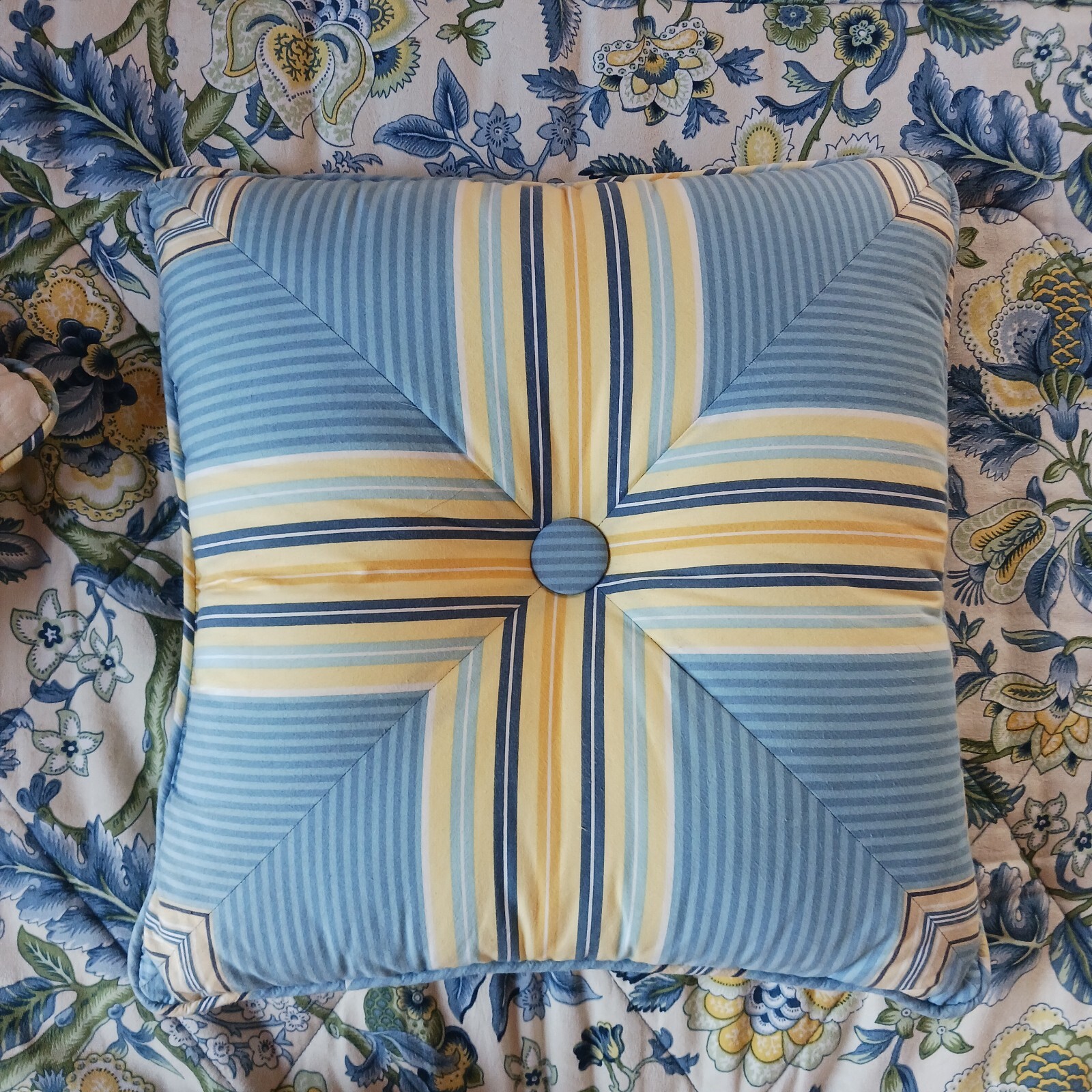 Waverly Imperial Dress King Comforter Shams Throw Pillows Blue Yellow Porcelain eBay