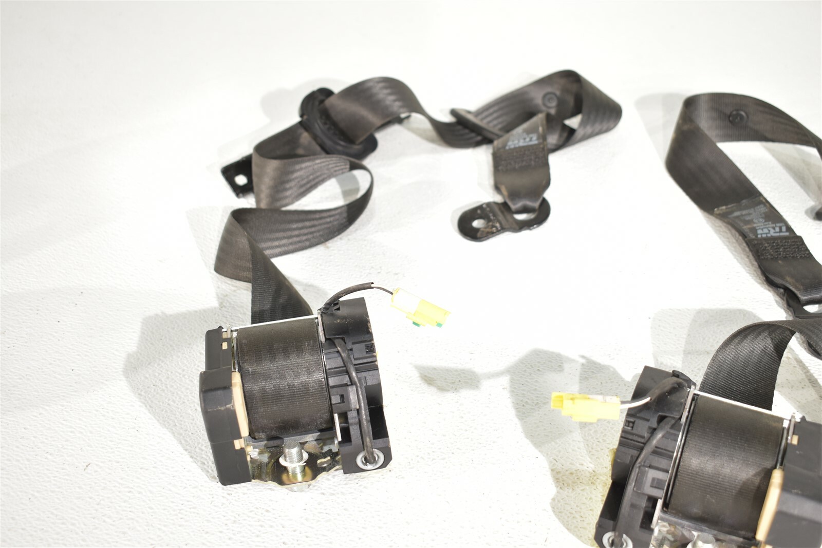 Maserati Quattroporte 2004-2008 FRONT Seat belt