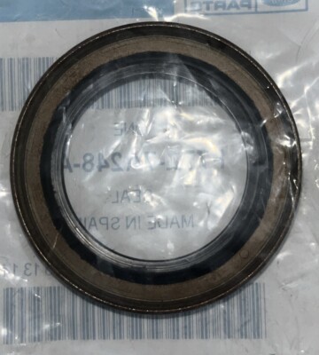 NEW OEM Ford Explorer Auto Transmission Oil Pump Seal F77Z-7A248