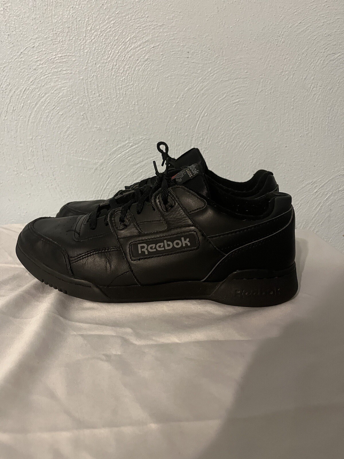 Reebok Workout Plus Black Size 9 - image 2