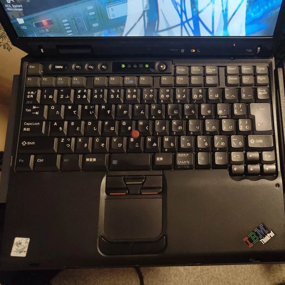 Collectors IBM ThinkPad T30 Pentium 4 M 1.9Ghz FULLY WORKING AND TESTED +CHARGER - Image 4 of 4