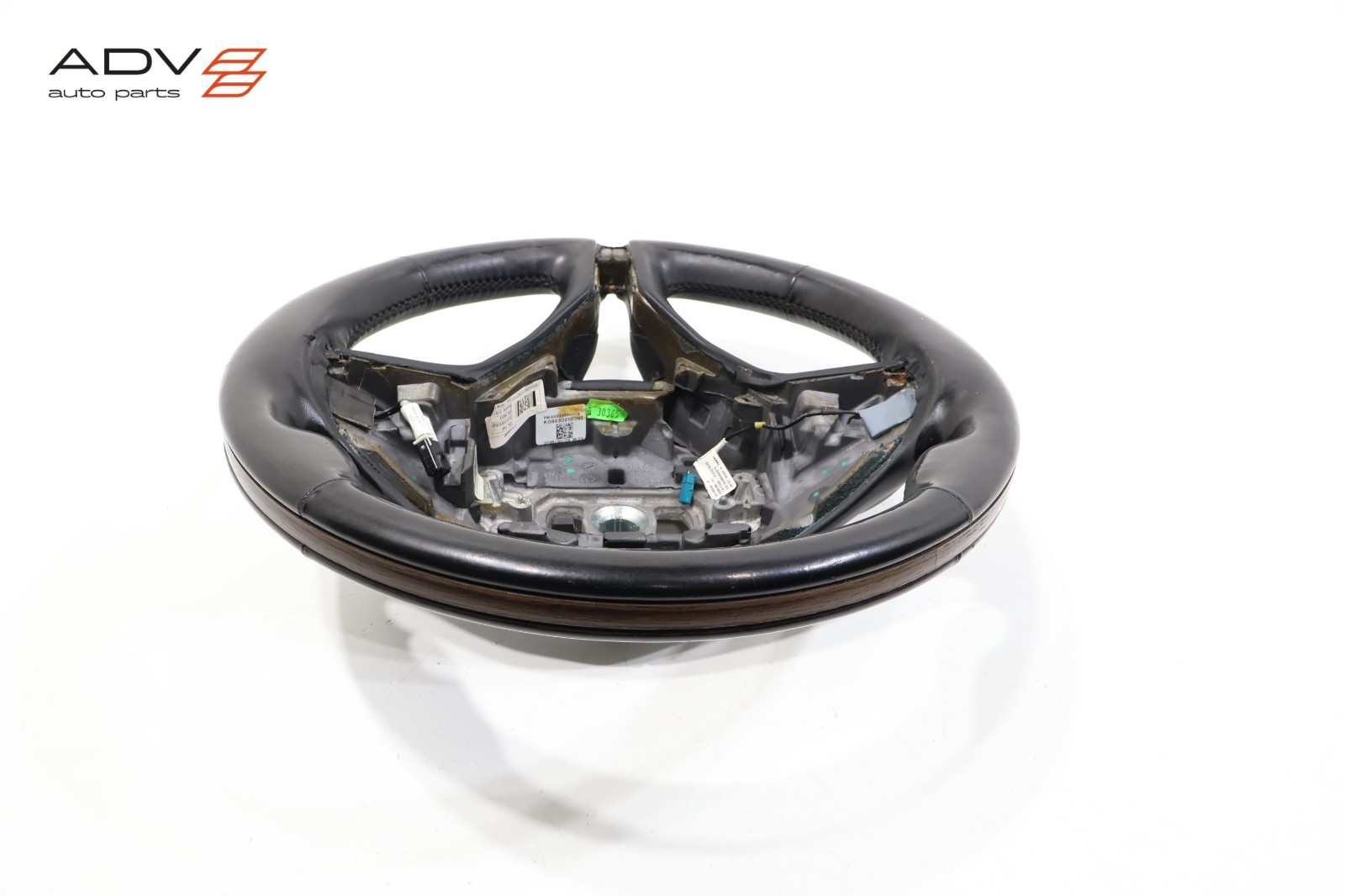 Maserati Ghibli S Q4 2017-2020 Steering wheel P/N 14930