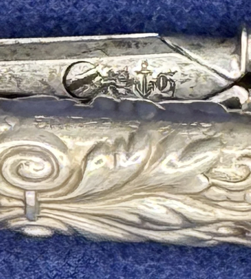 Tijeras de hilo Gorham Chatelaine de plata de ley Foto 2 de 2