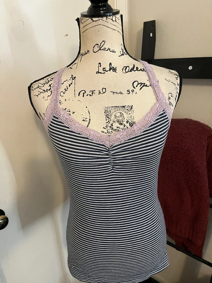 Guess Y2K Stripe Lace Trim Pullover Women Halter Top Size M 2000’s NWT - Image 4 of 4