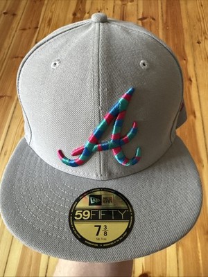 New Era 59Fifty Atlanta Braves 2011 London Exclusive Pink Undervisor