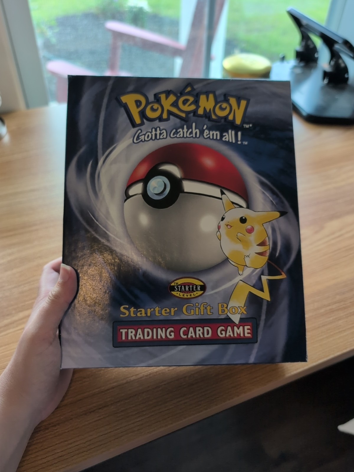 Pokemon Starter Gift Box