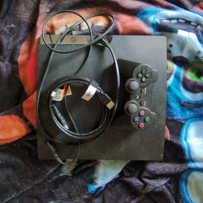 Sony PlayStation 3 Slim PS3 120GB Black 1080p Blu-Ray Controller HDMI NTSC-U/C